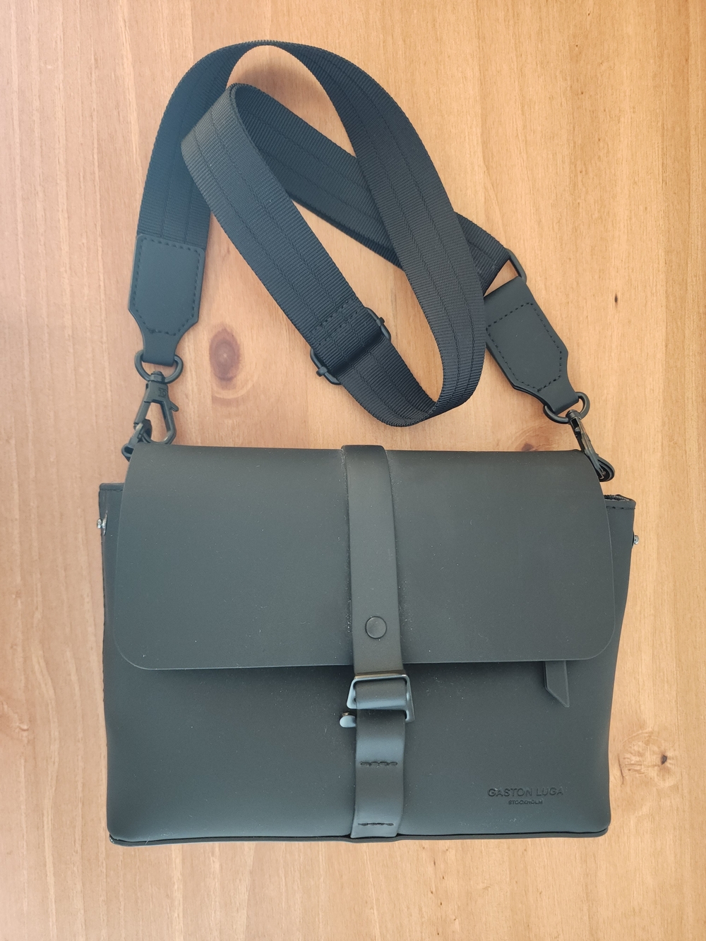 Gaston Luga Splash Crossbody Bag, Black